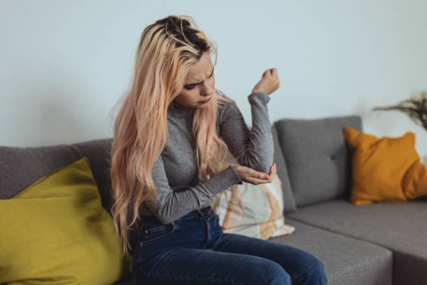 Women experiencing calcium deficiency symptoms