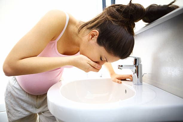Early signs of pregnancy illustration