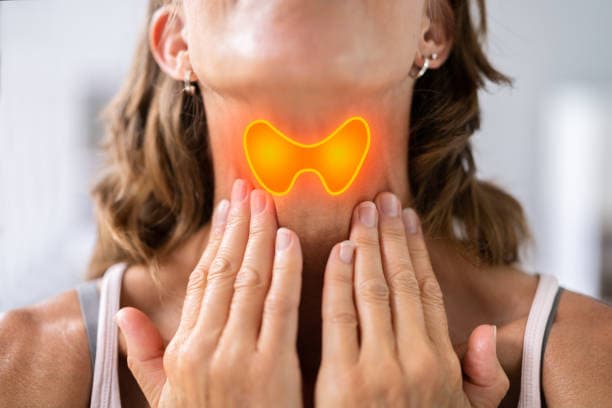 Early Signs of Thyroid Problems Hero