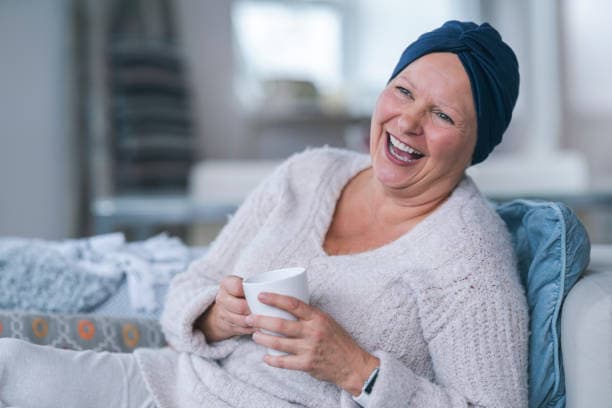 Leukemia symptoms overview including early signs like fatigue and bruising